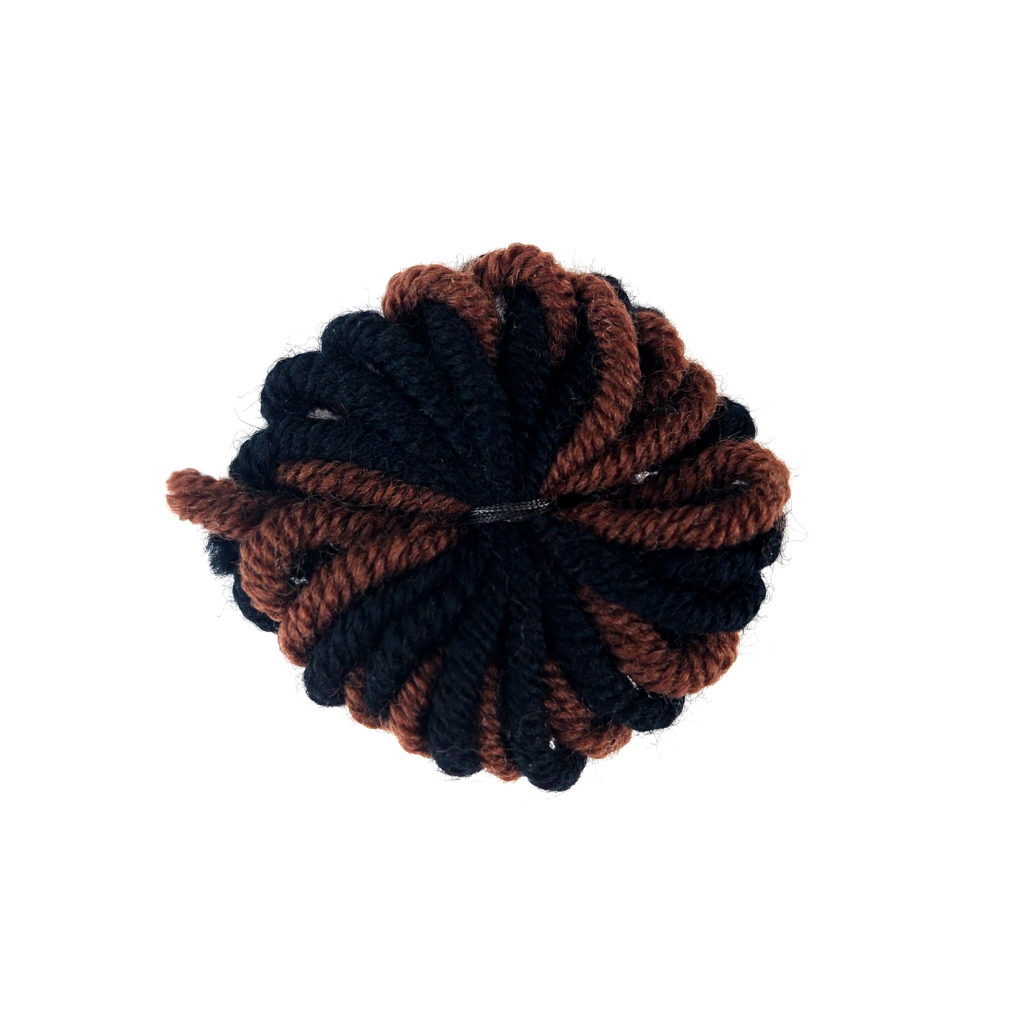 tweedled yarn ball, multicolor yarn, twisted yarn, handgehaakte draad, sportgaren